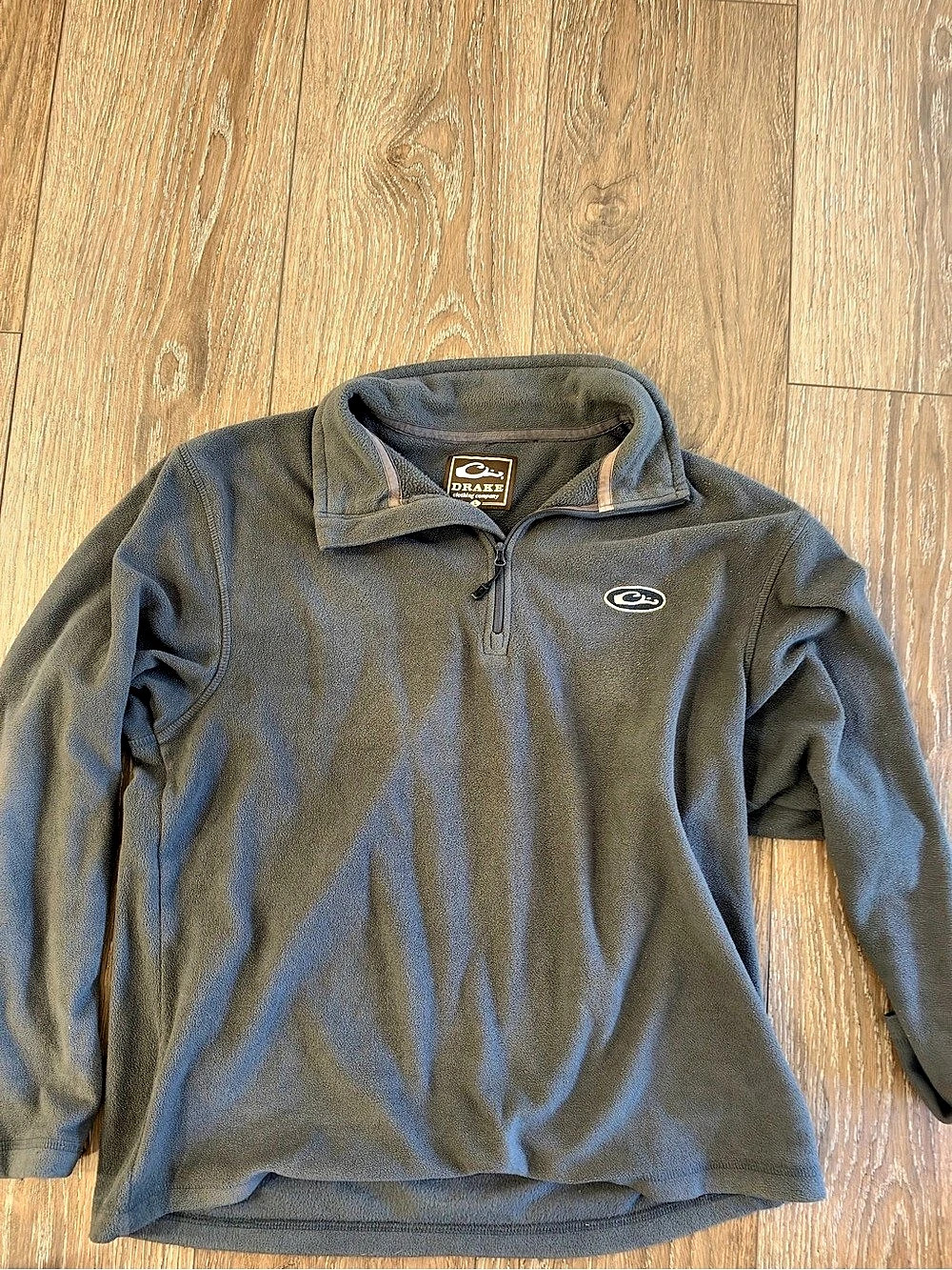 Drake Quarter-Zip Fleece in Grey Like New